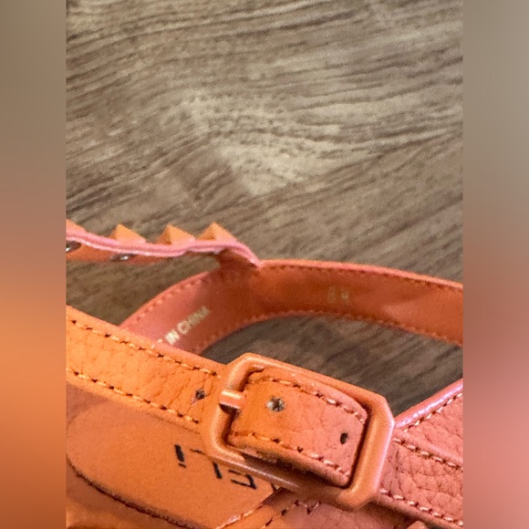 Vaneli Brunel Sandals - Picture 4 of 5